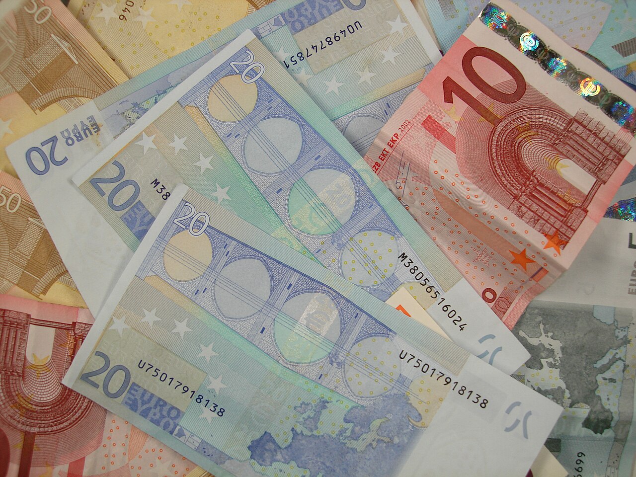 Wyniki finansowe Grupy cyber Folks i Vercom za I półrocze 2026